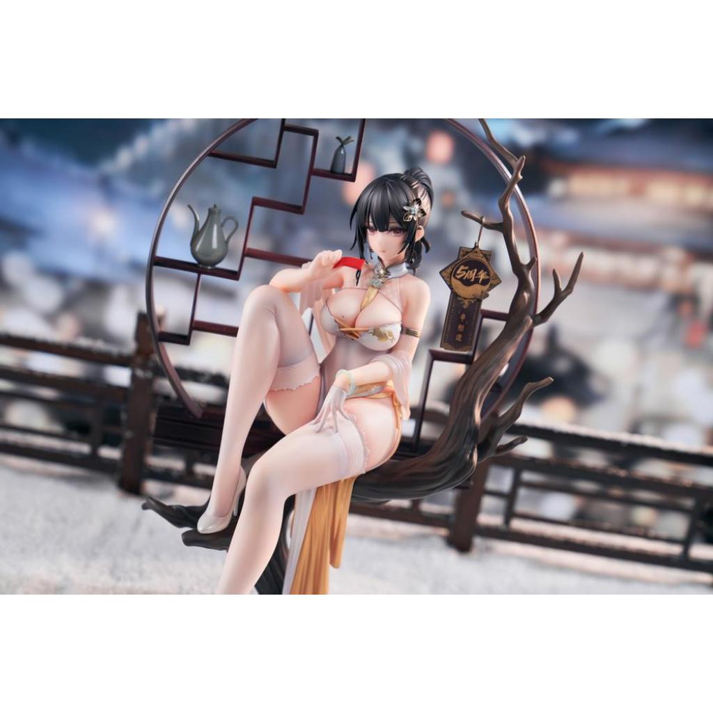 Xiami China Dress Step On Snow Ver. Figurine