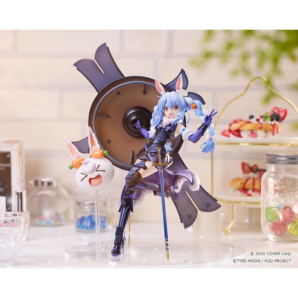 Usada Pekora X Mash Kyrielight 1/7 Collaboration Figure