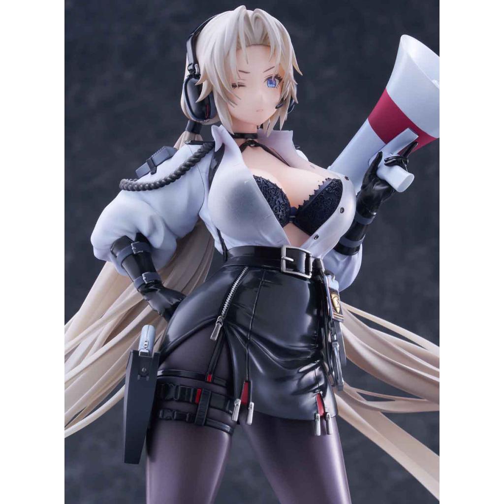 Azur Lane - Kronshtadt Begin The Rush!