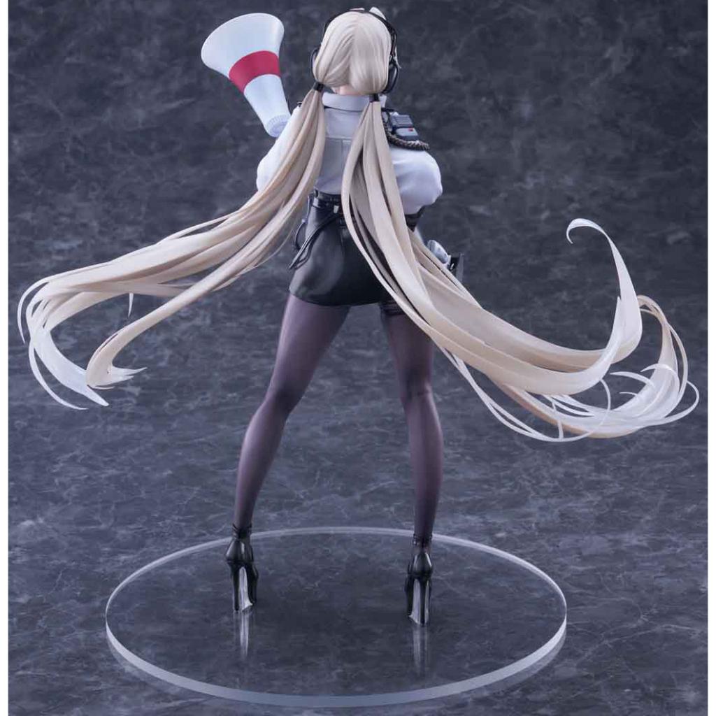 Azur Lane - Kronshtadt Begin The Rush!