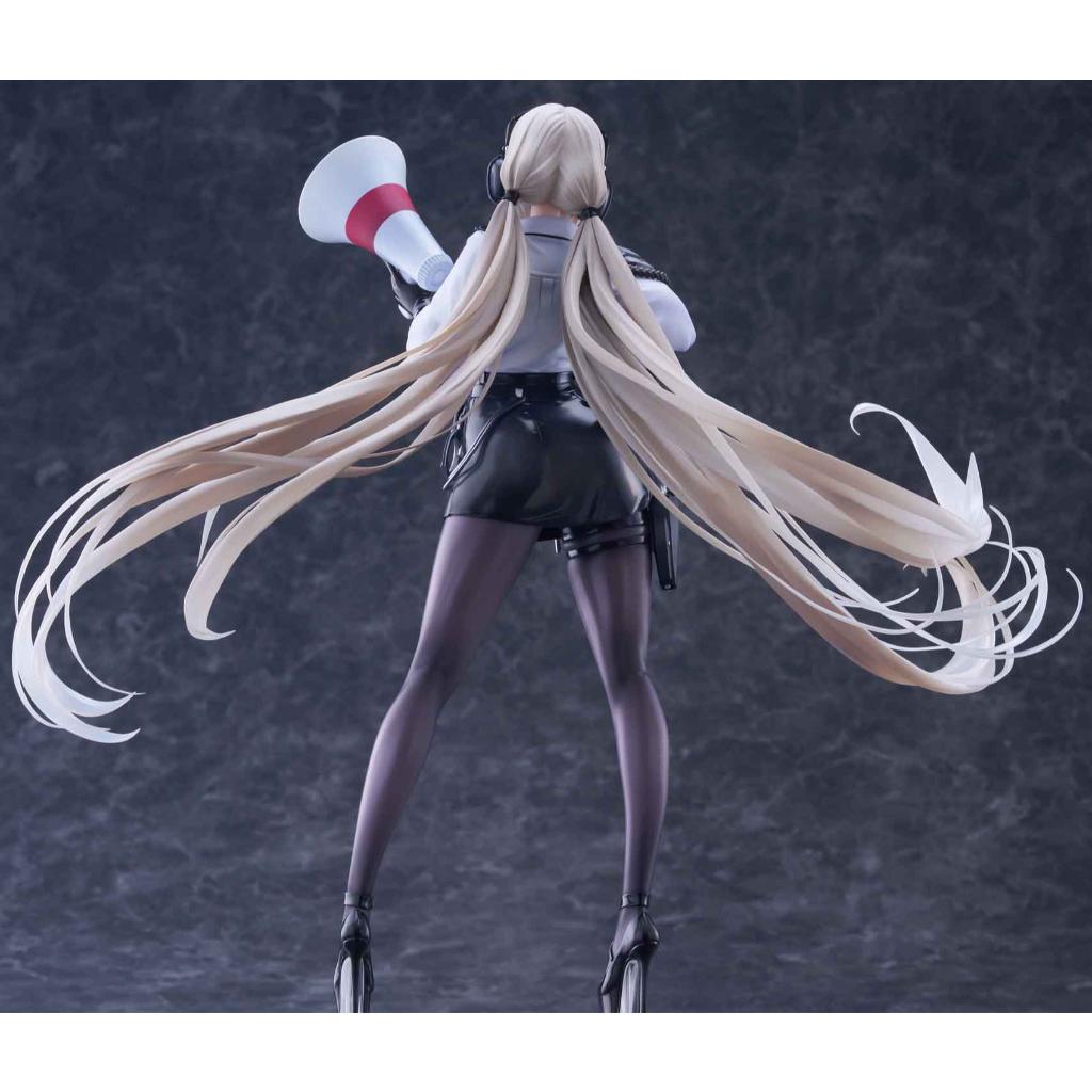 Azur Lane - Kronshtadt Begin The Rush!