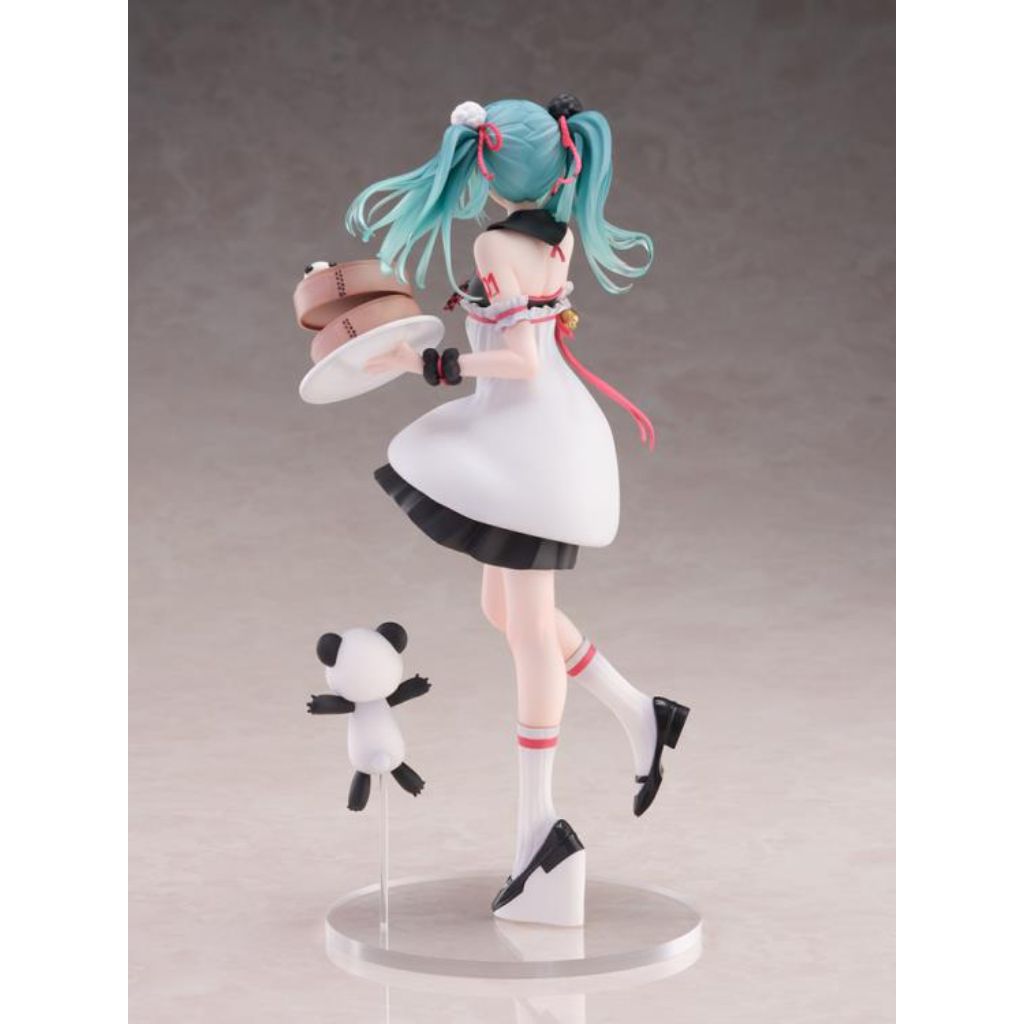 Hatsune Miku - Miku Panda Bun Figure