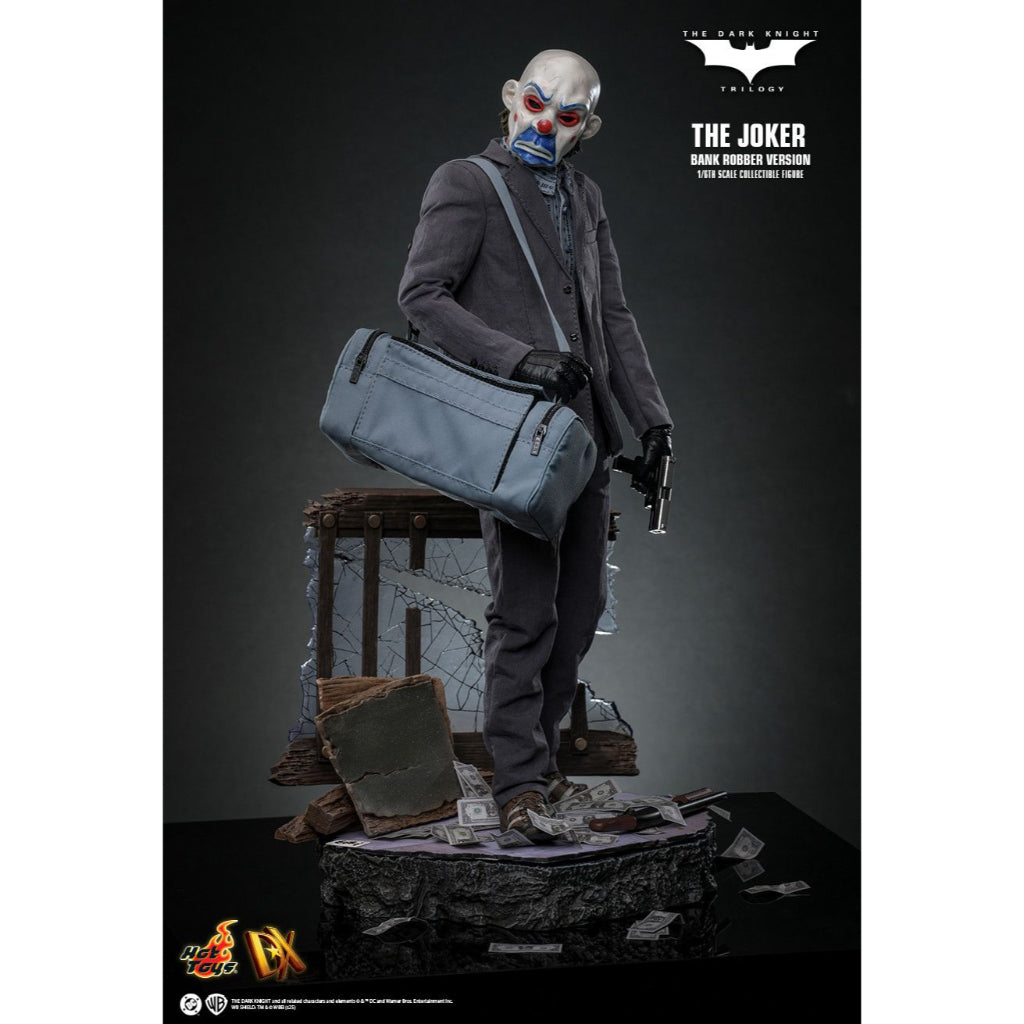 DX50 - The Dark Knight Trilogy 1/6th Scale The Joker (Bank Robber Version)