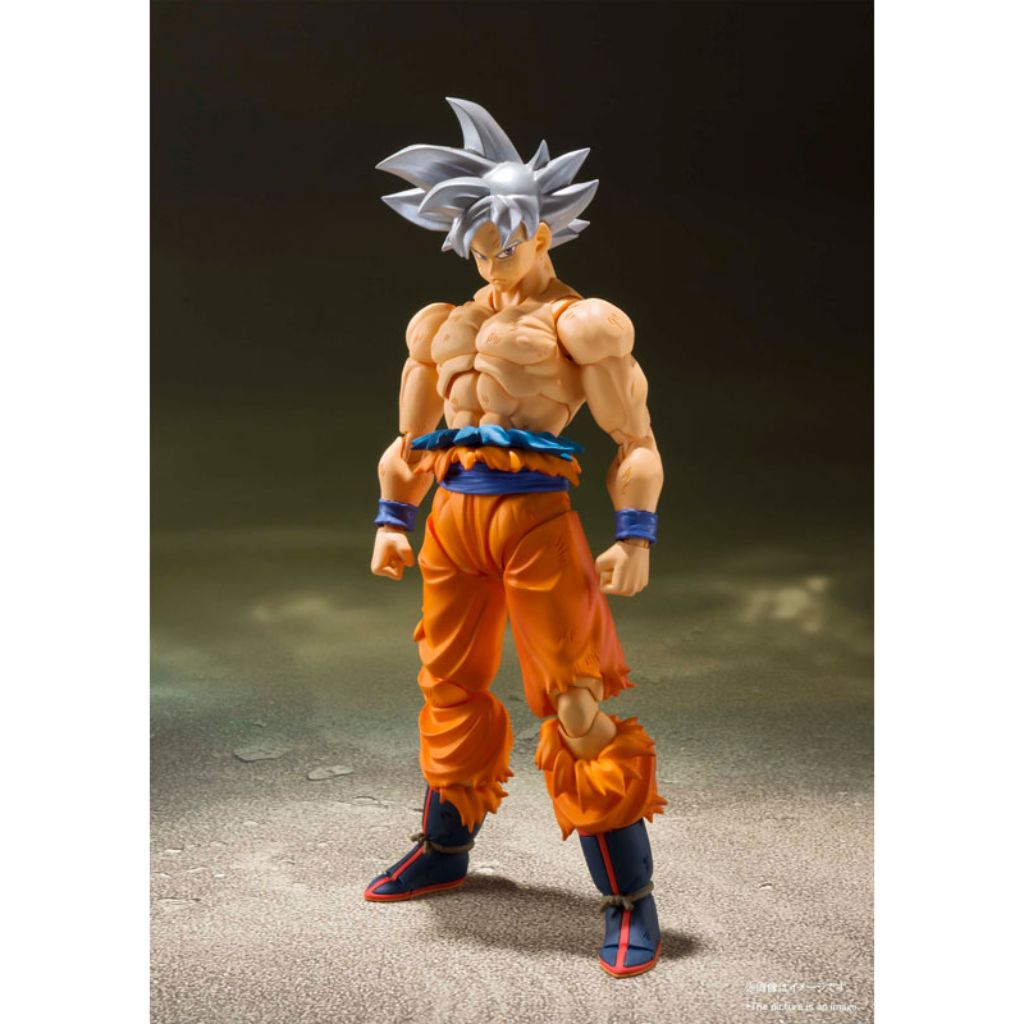 Bandai SHF Son Goku Ultra Instinct Dragon Ball Super