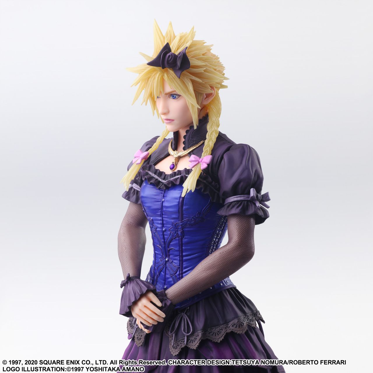 Square Enix Final Fantasy VII Remake Static Arts - Cloud Strife Dress Ver.
