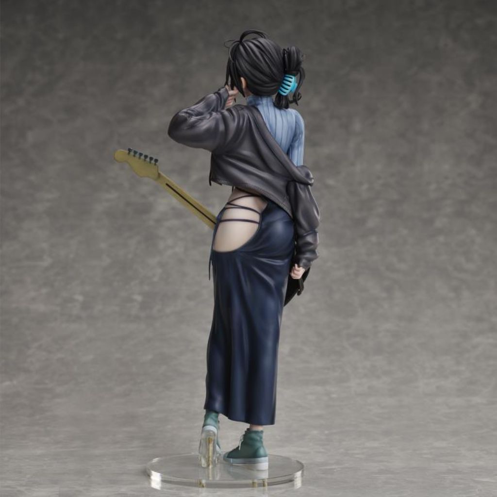 Hitomio Juroku Illustration - Guitar Meimei Backless Dress