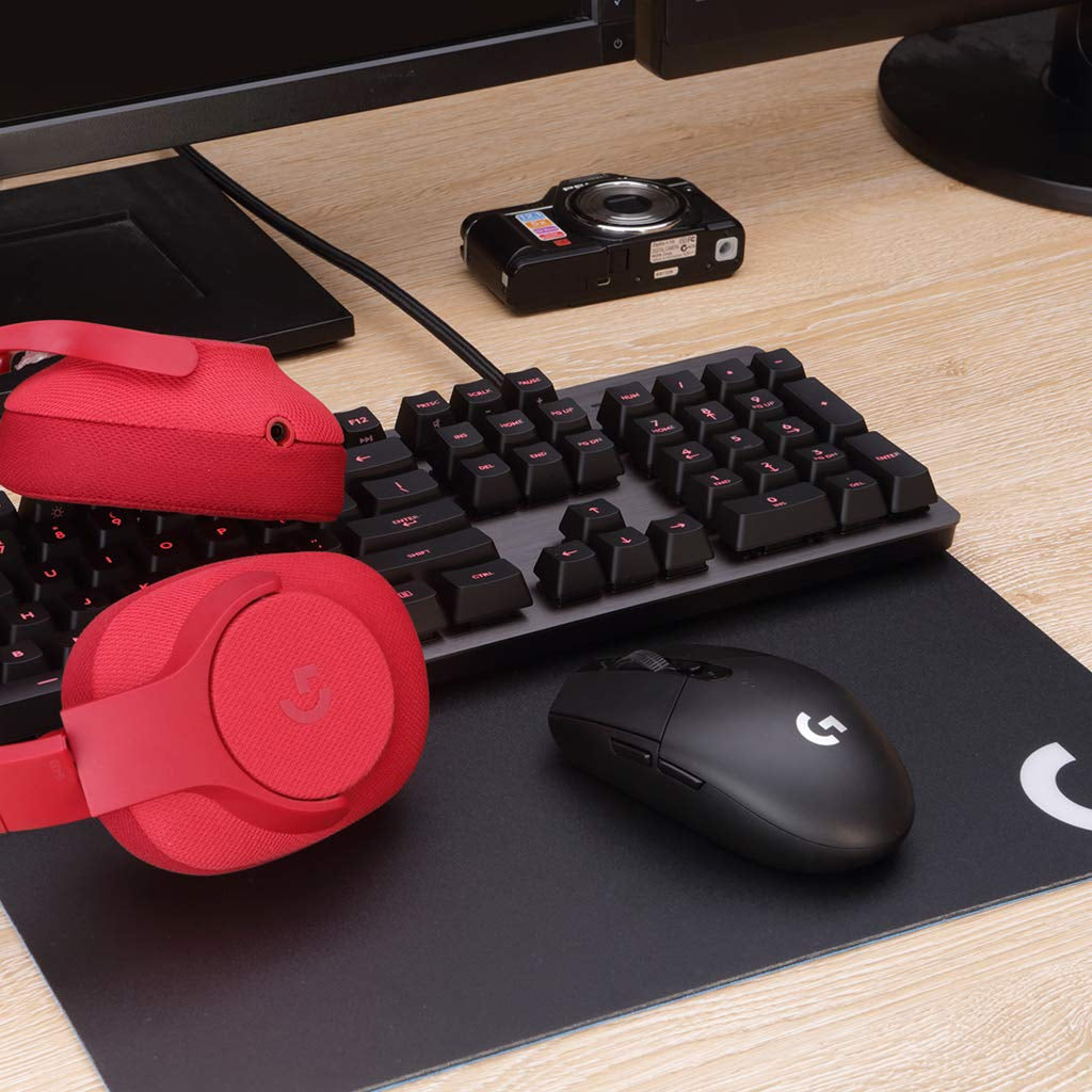 Logitech G304 Lightspeed Wireless Gaming Mouse