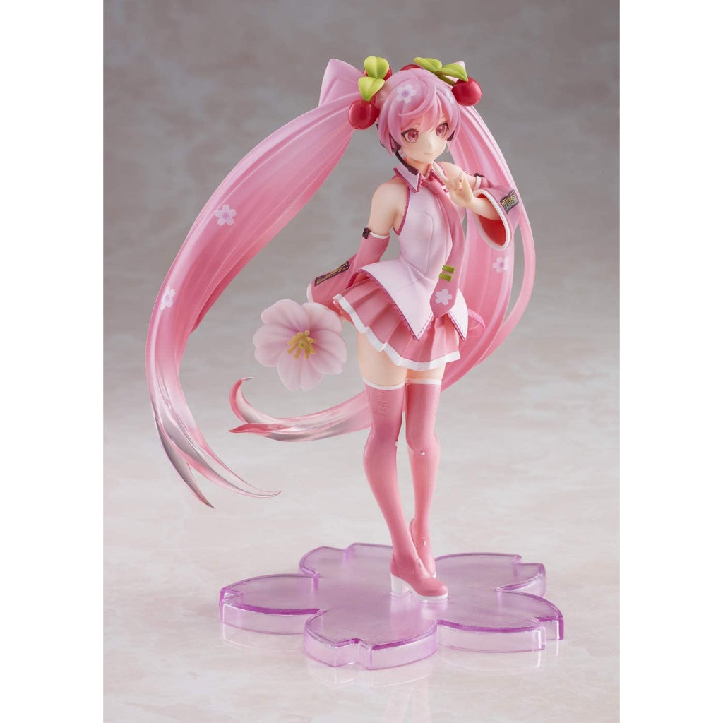 Taito Sakura Miku 2021 Ver Figure