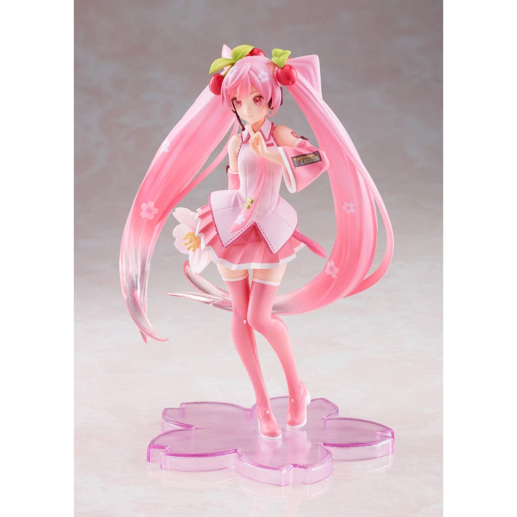 Taito Sakura Miku 2021 Ver Figure