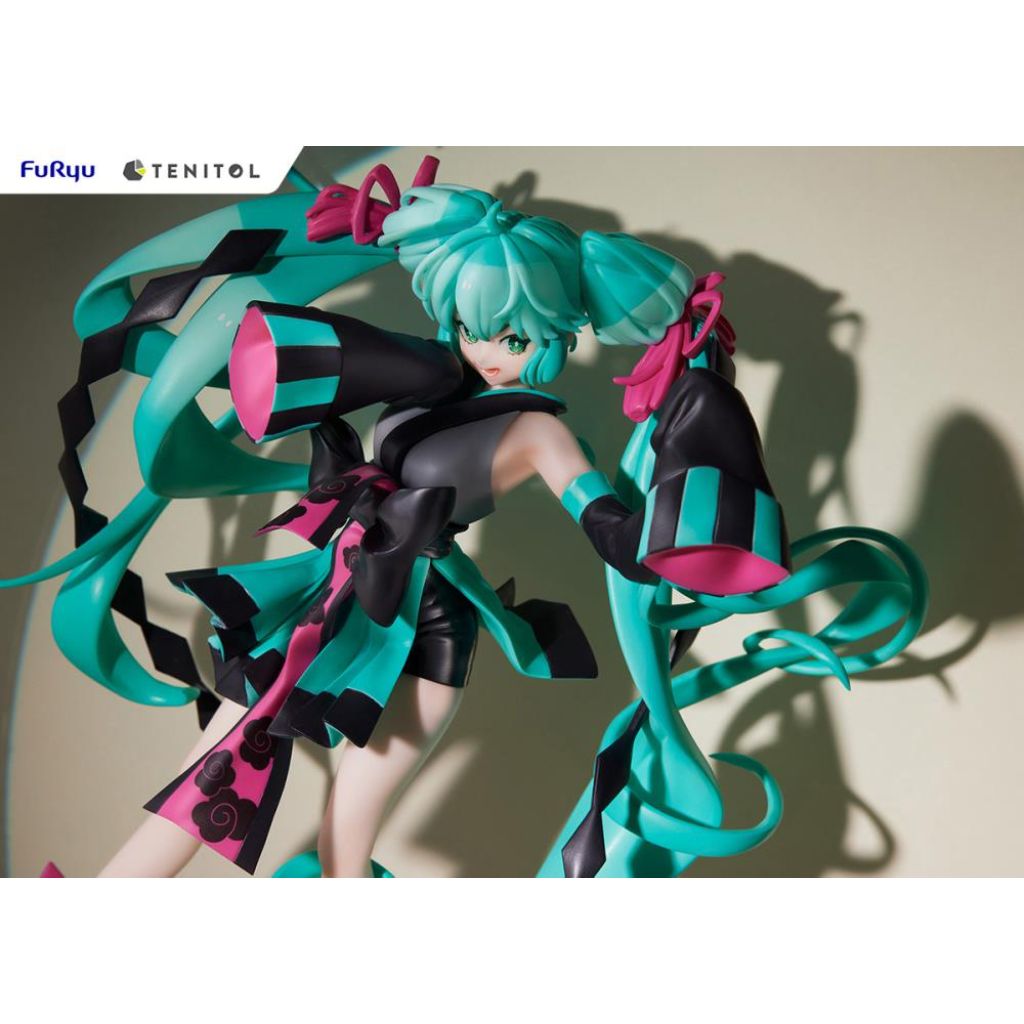 Hatsune Miku - Tenitol Neo Tokyo Series Ninja Figurine