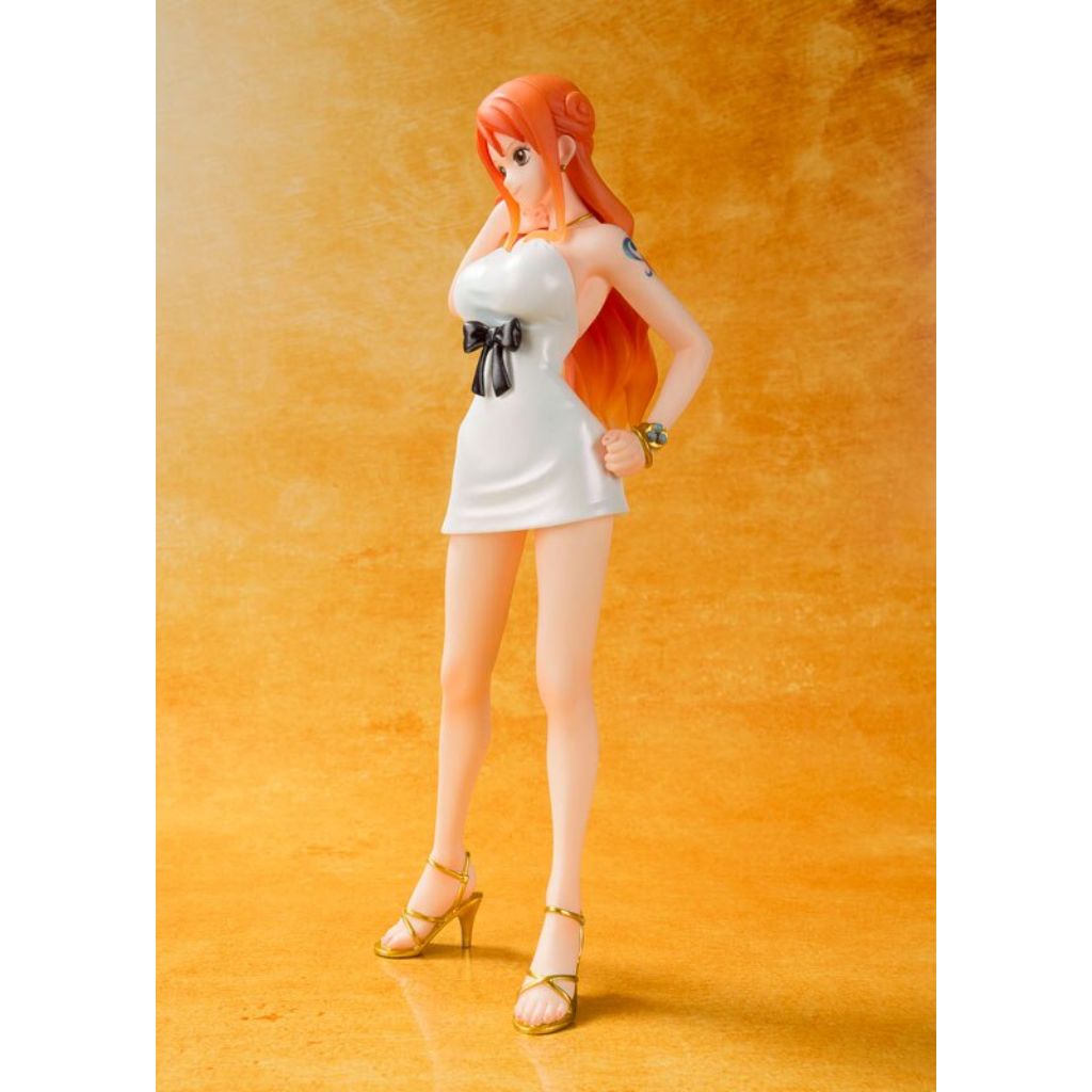 Bandai FZ Nami Gold Film Ver. One Piece