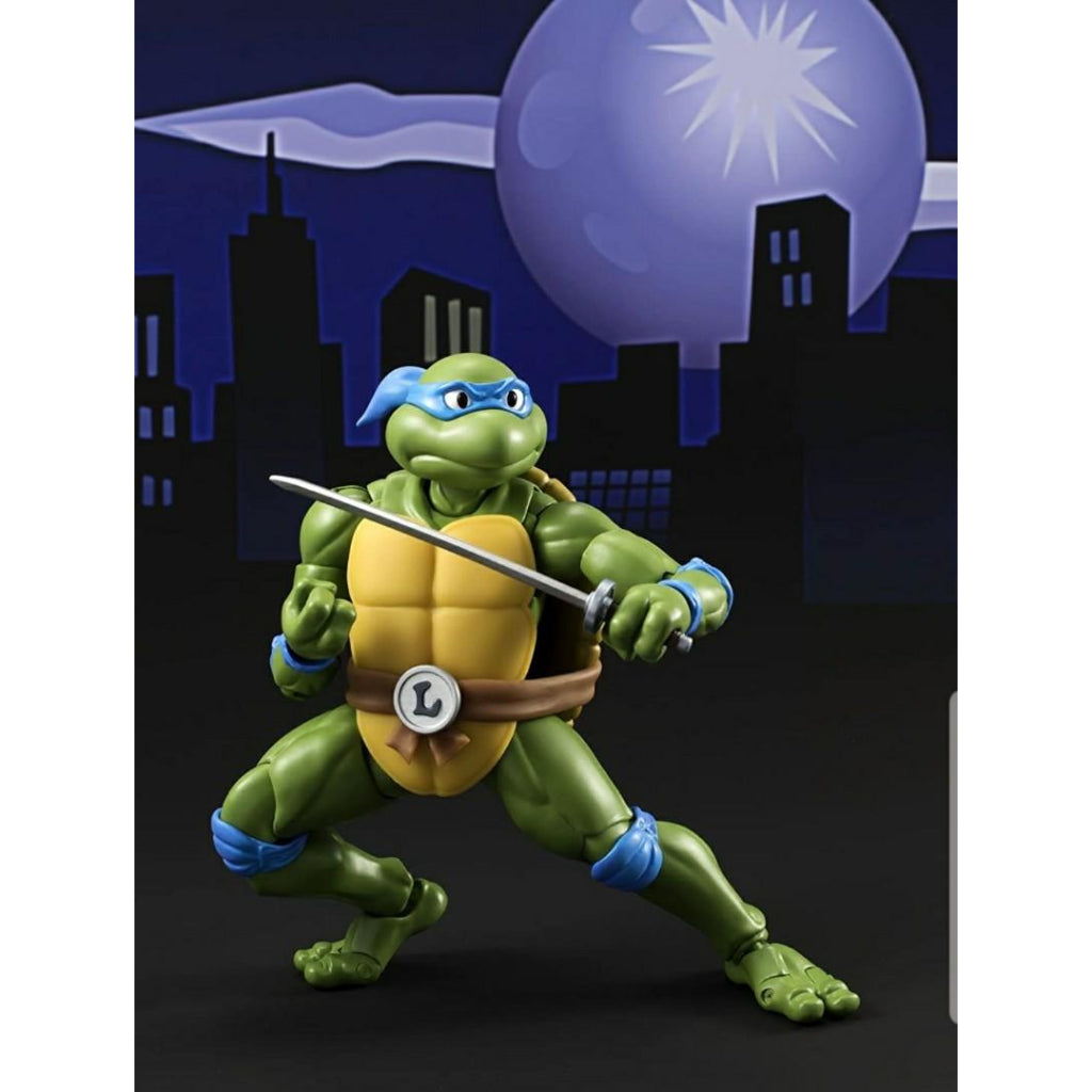 Bandai SHF Leonardo Teenage Ninja Turtle
