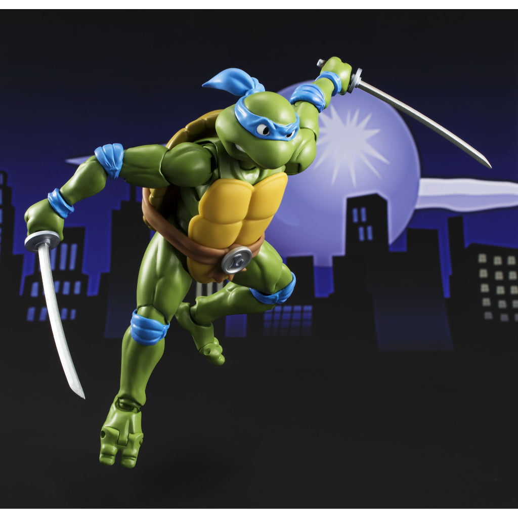 Bandai SHF Leonardo Teenage Ninja Turtle