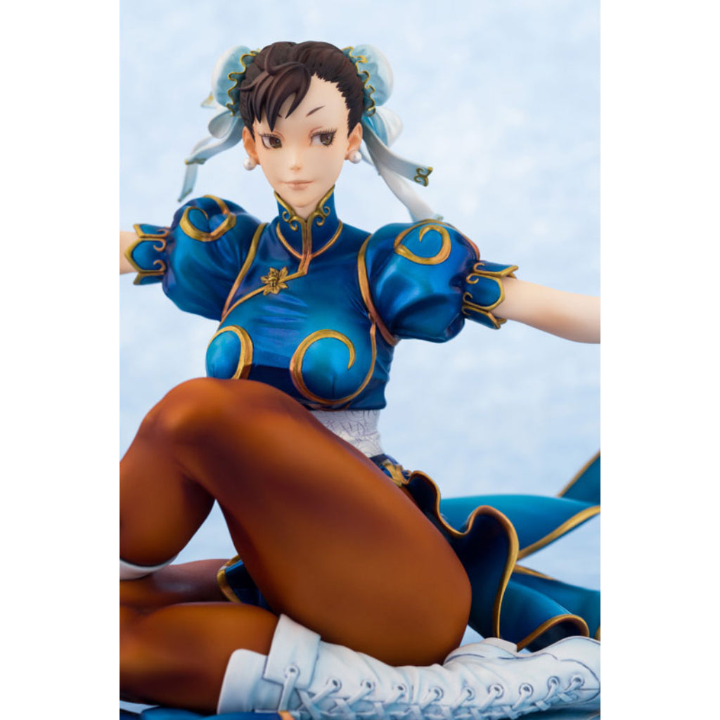 Embrace Chun-Li Fighter Legendary Street Fighter III