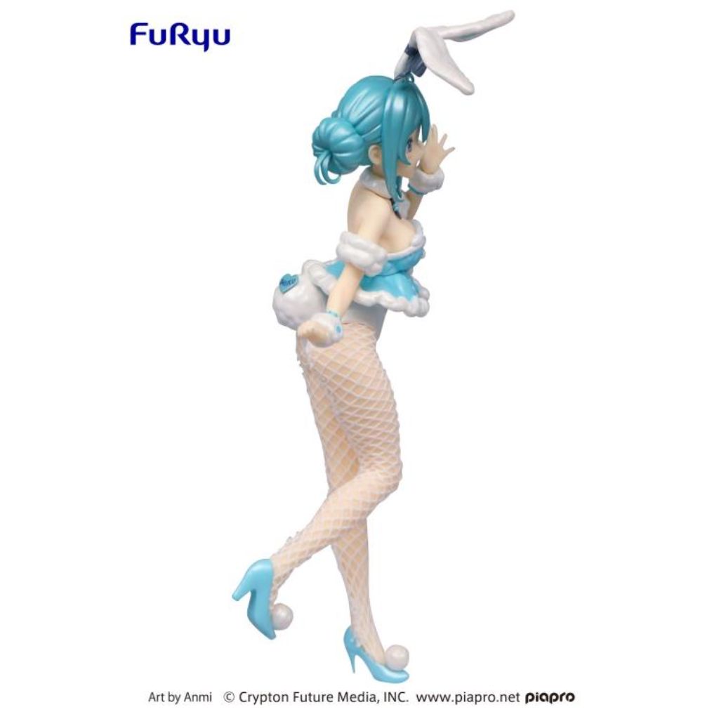 FuRyu SPM Hatsune Miku Bicute Bunnies White Rabbit Pearl Ver.