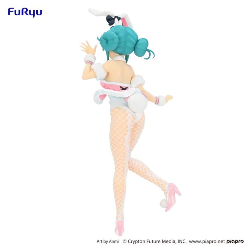 FuRyu Hatsune Miku Bicute Bunnies White Rabbit Baby Pink Color Ver.