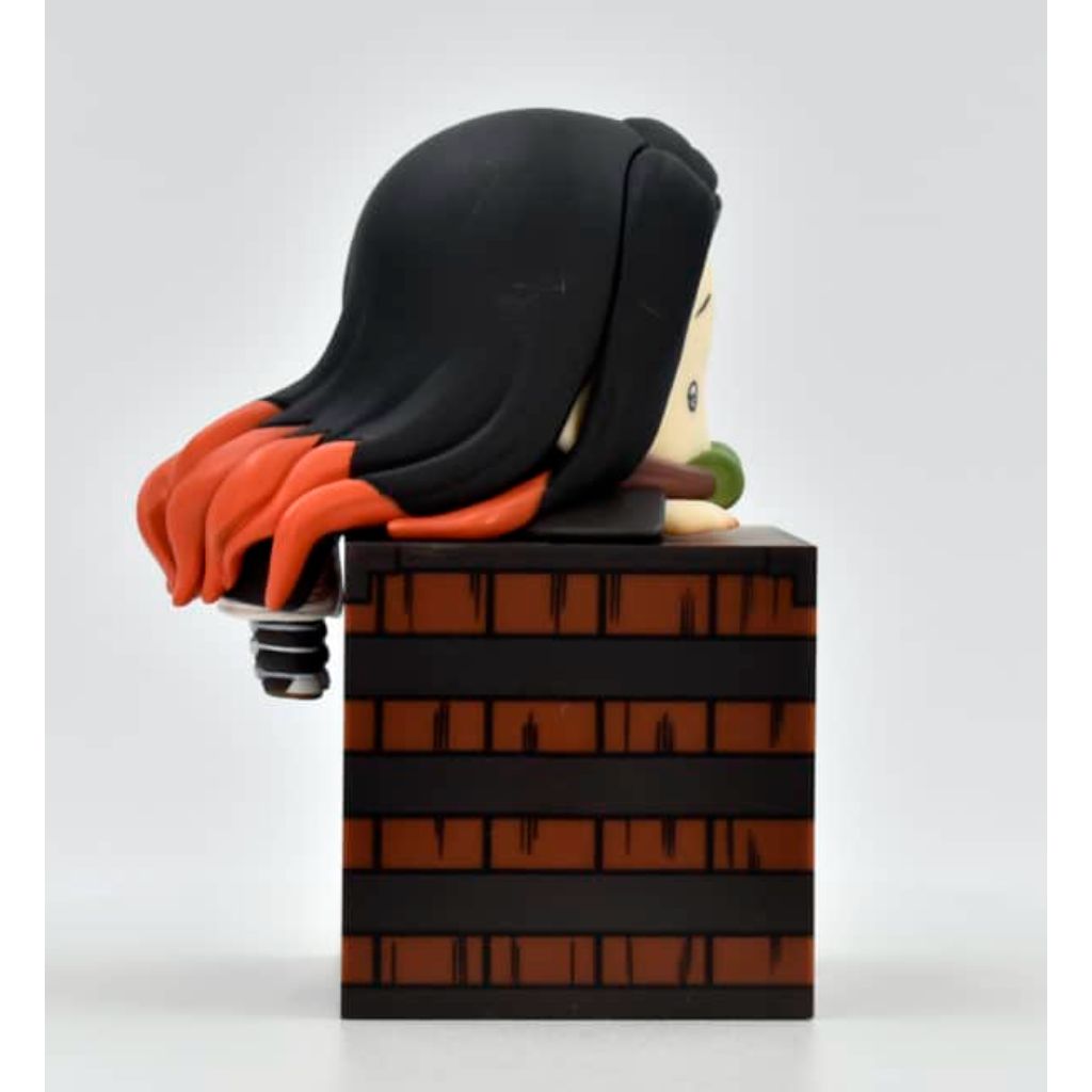 FuRyu Nezuko Collection Ver A Kimetsu No Yaiba Hikkake Figure