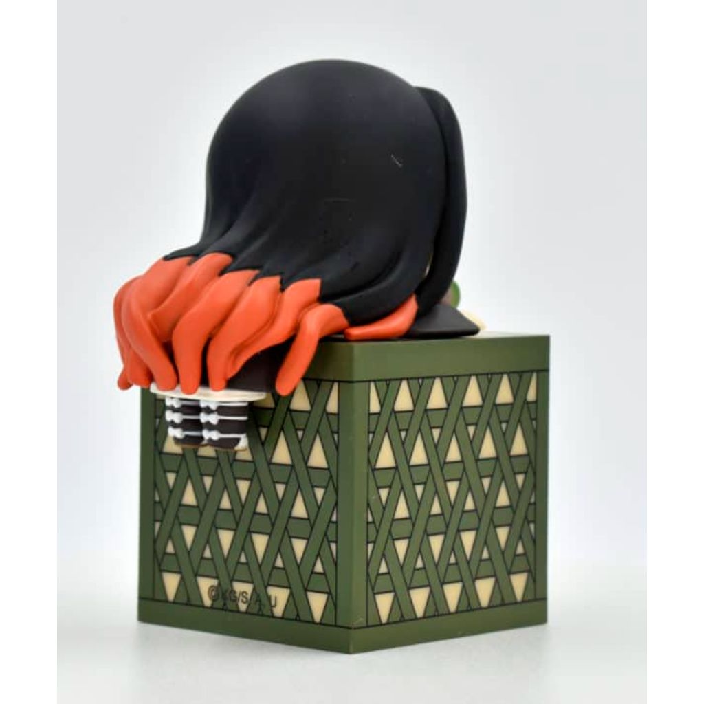 FuRyu Nezuko Collection Ver C Kimetsu No Yaiba Hikkake Figure