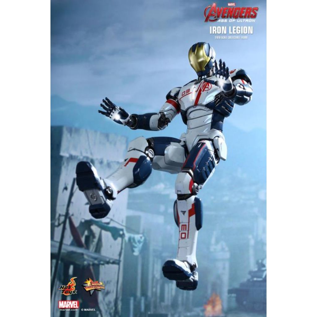 Hot Toys MMS299 Iron Legion Age Of Ultron