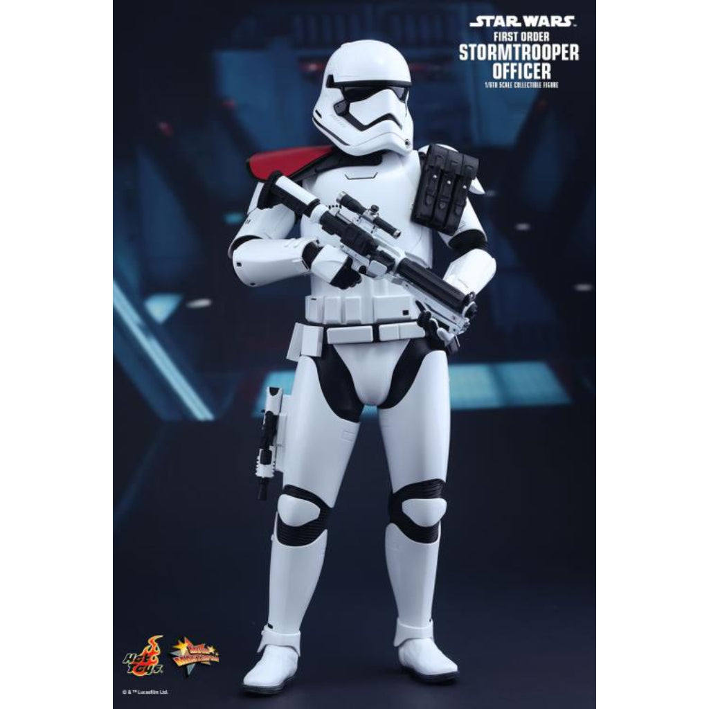 Hot Toys MMS334 First Order Stormtrooper Officer
