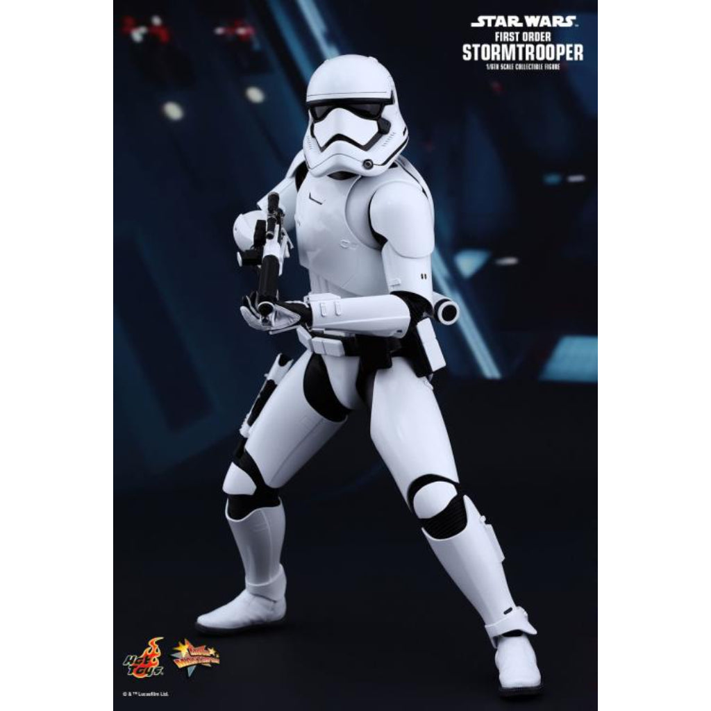 Hot Toys MMS335 First Order Officer & Stormtrooper