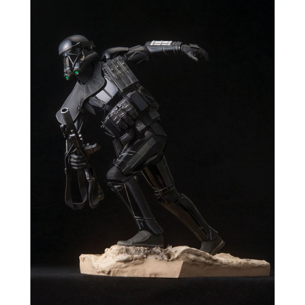 Kotobukiya ArtFX Plus 1/7 Death Trooper Specialist Star Wars