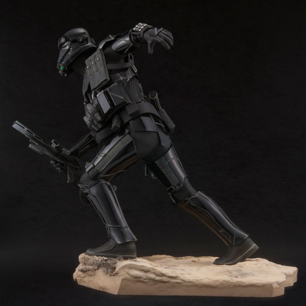 Kotobukiya ArtFX Plus 1/7 Death Trooper Specialist Star Wars