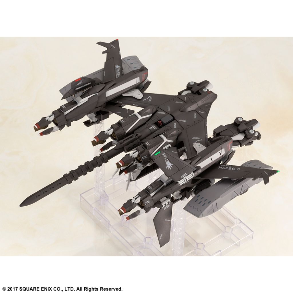 Square Enix NieR:Automata Plastic Model Kit - Flight Unit Ho229 Type-S & 9S (Yorha No. 9 Type S)