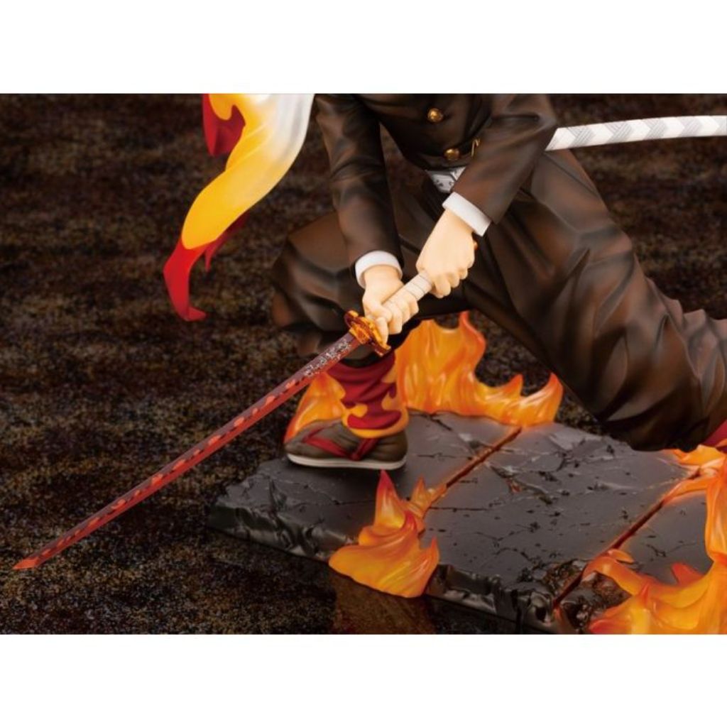 Kotobukiya Artfx J 1/8 Kyojuro Rengoku Demon Slayer Kimetsu No Yaiba