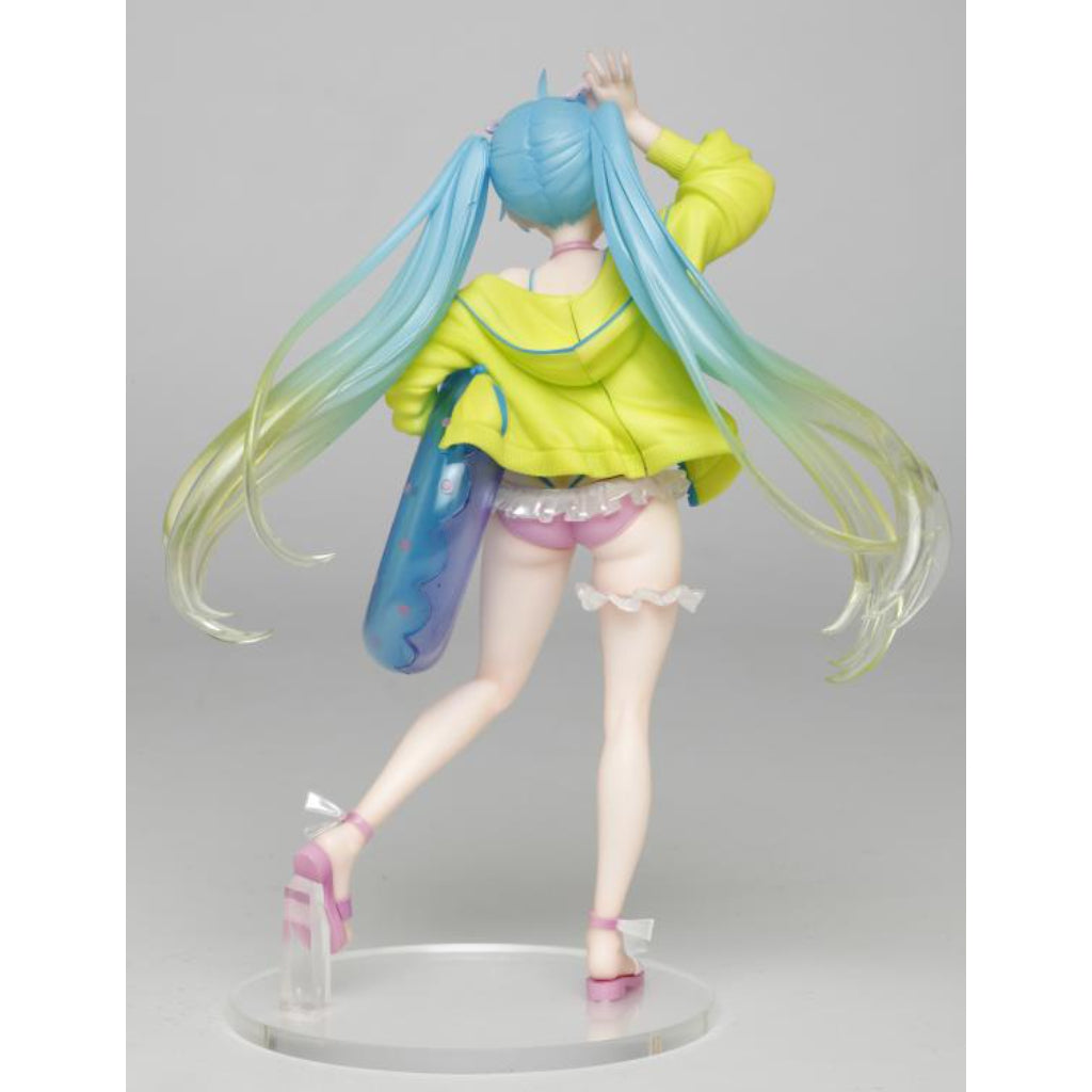 Taito Hatsune Miku 3rd Season Summer Ver. Figure
