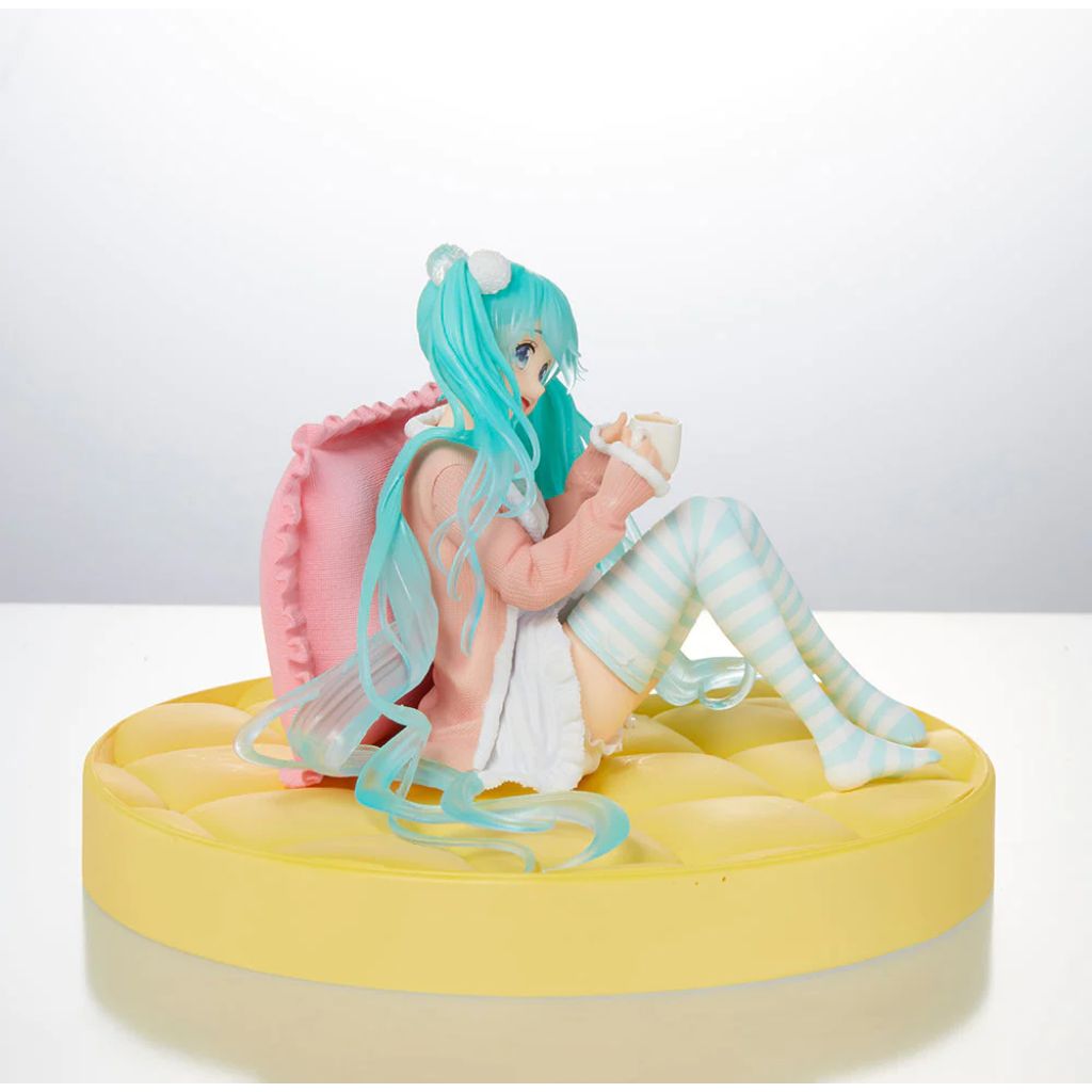 Taito Hatsune Miku Original Casual Wear Ver. Figure