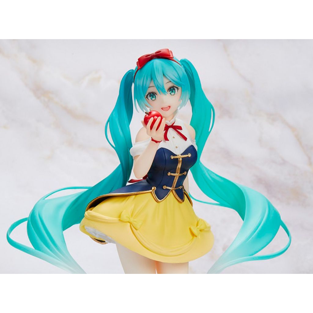 Taito Hatsune Miku Snow White Wonderland Figure