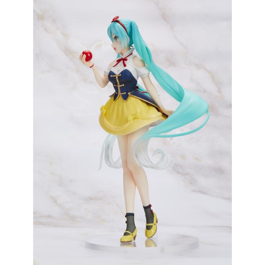 Taito Hatsune Miku Snow White Wonderland Figure