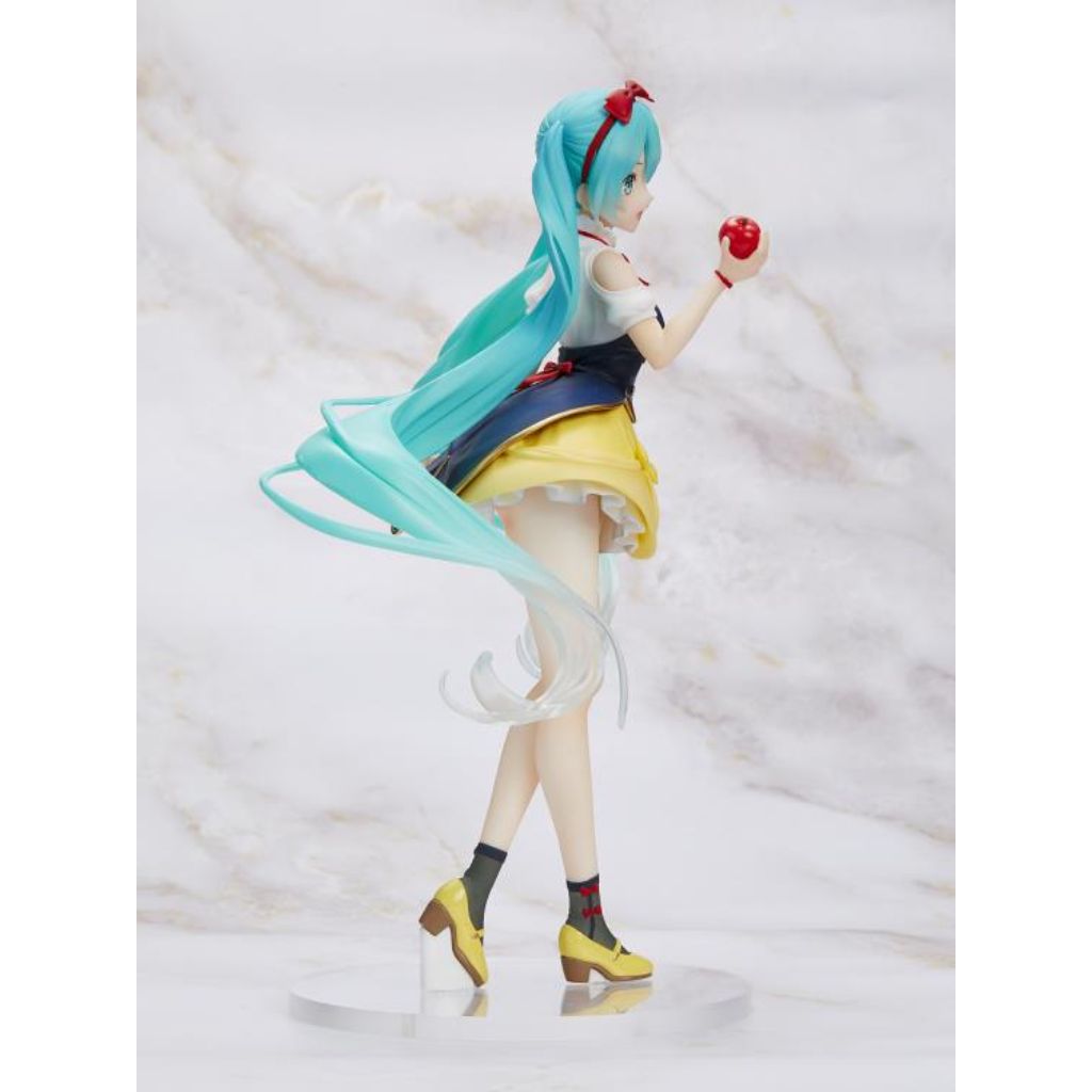 Taito Hatsune Miku Snow White Wonderland Figure
