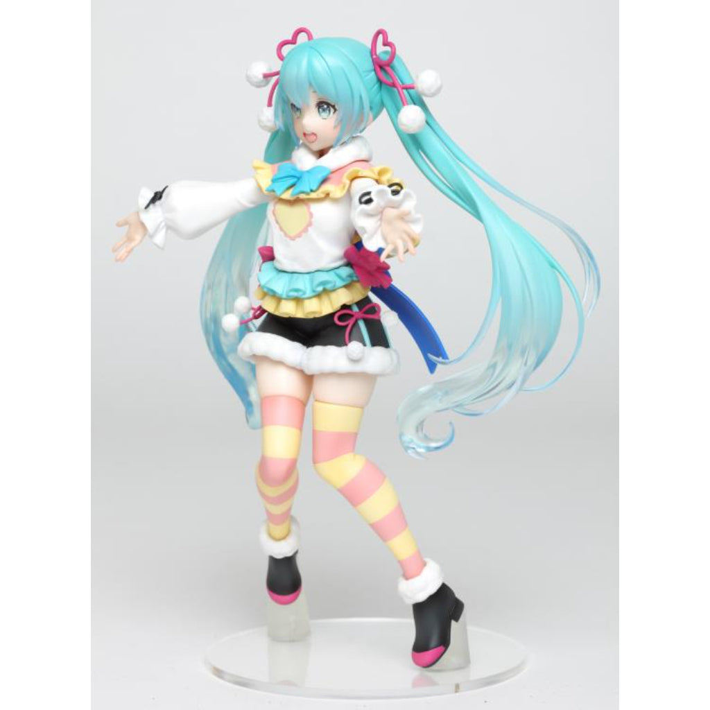Taito Hatsune Miku Winter Image Ver. Figure