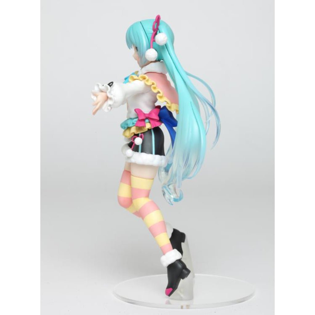 Taito Hatsune Miku Winter Image Ver. Figure