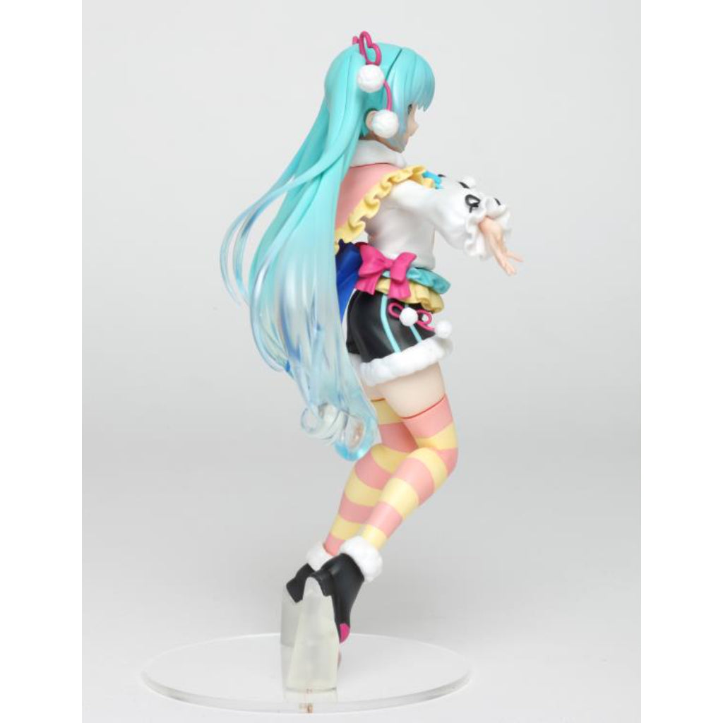 Taito Hatsune Miku Winter Image Ver. Figure