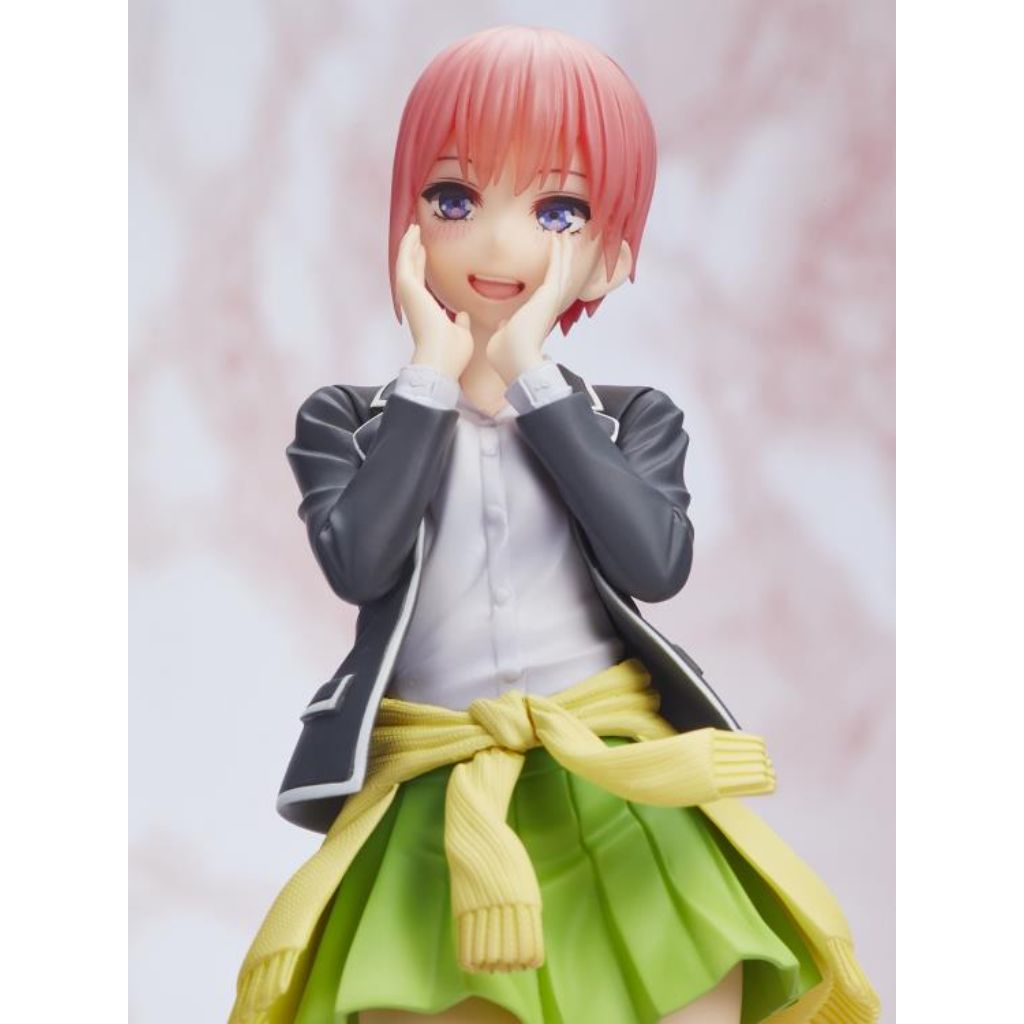 Taito Nakano Ichika Uniform Ver The Quintessential Quintuplets Coreful Figure