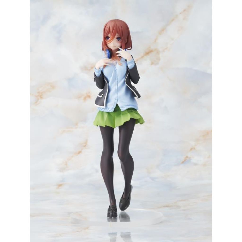 Taito Nakano Miku Uniform Ver The Quintessential Quintuplets Coreful Figure