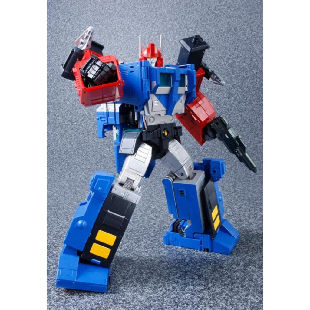 Takara Tomy Transformers MP-31 Delta Magnus