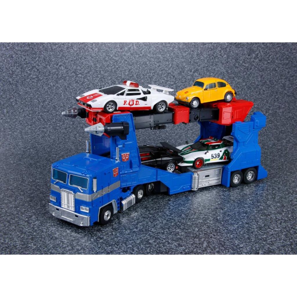 Takara Tomy Transformers MP-31 Delta Magnus