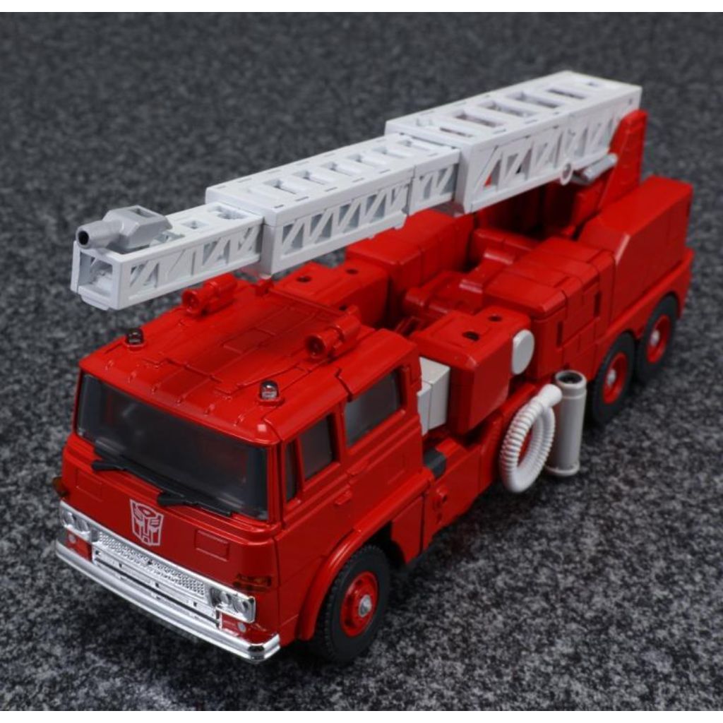 Takara Tomy Transformers MP33 Inferno Masterpiece