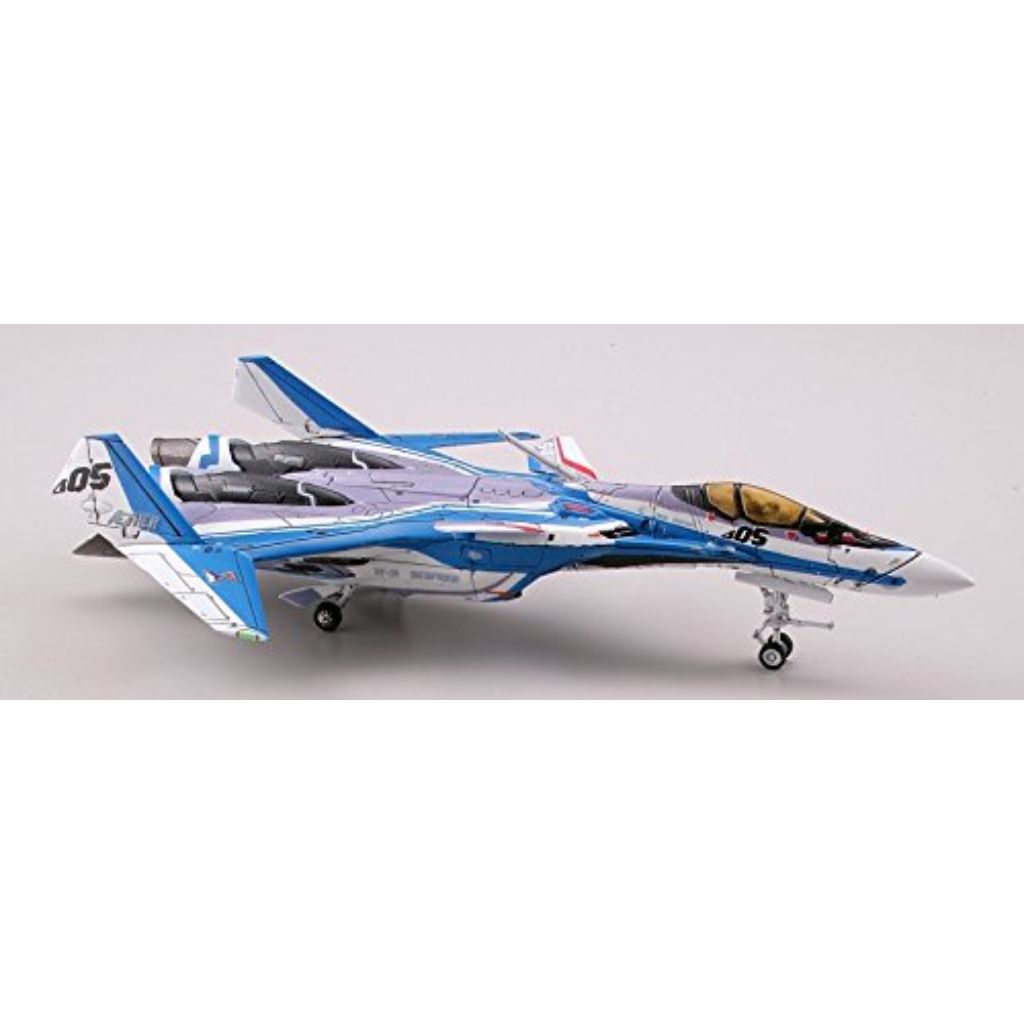 TomyTec 1/144 VF-31J Siegfried Fighter Mode Macross
