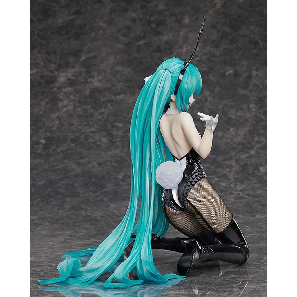 Hatsune Miku Bunny Ver. / Art By Sanmuyyb Figurine