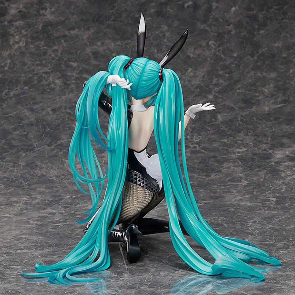 Hatsune Miku Bunny Ver. / Art By Sanmuyyb Figurine