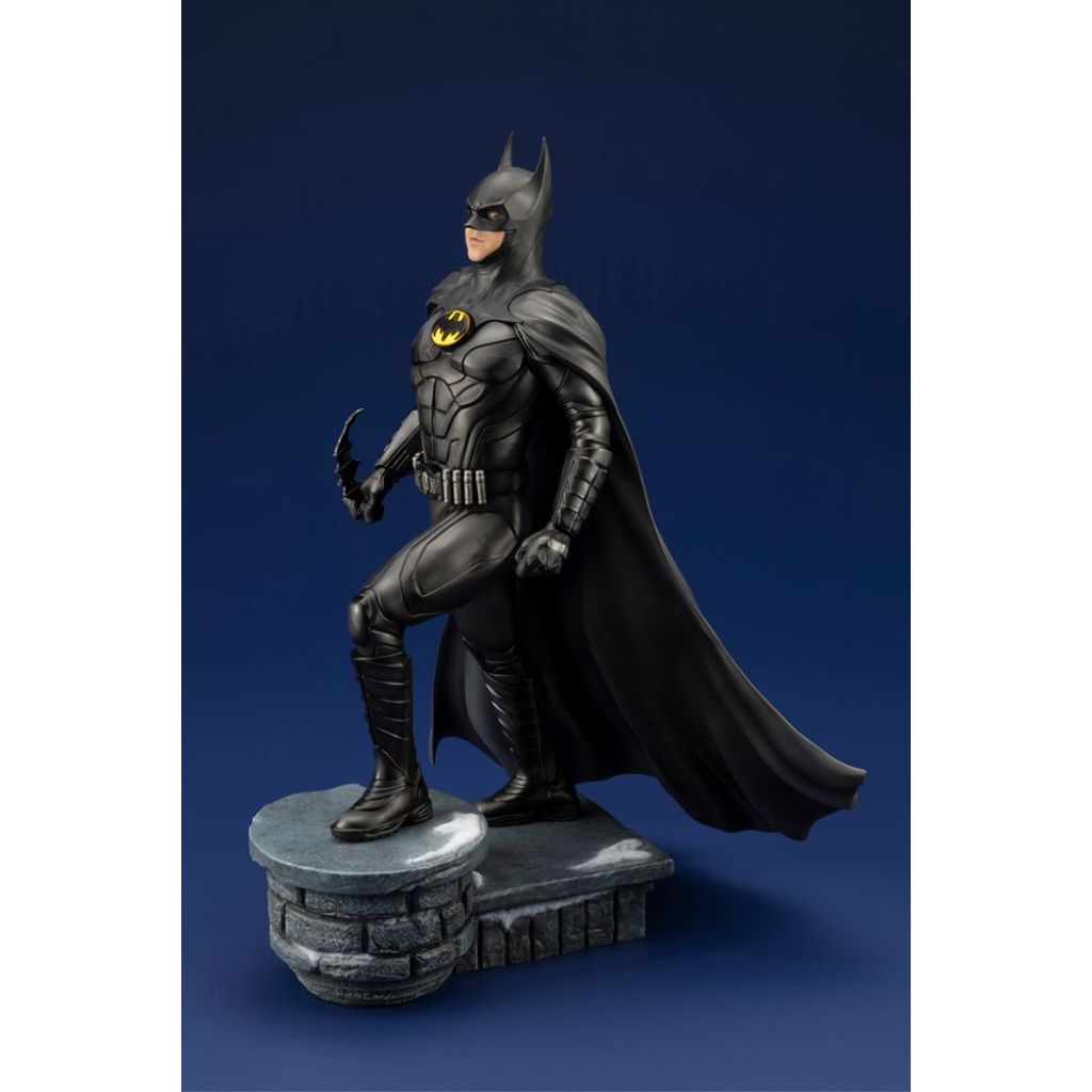 SV355 The Flash Movie - Batman Artfx Statue
