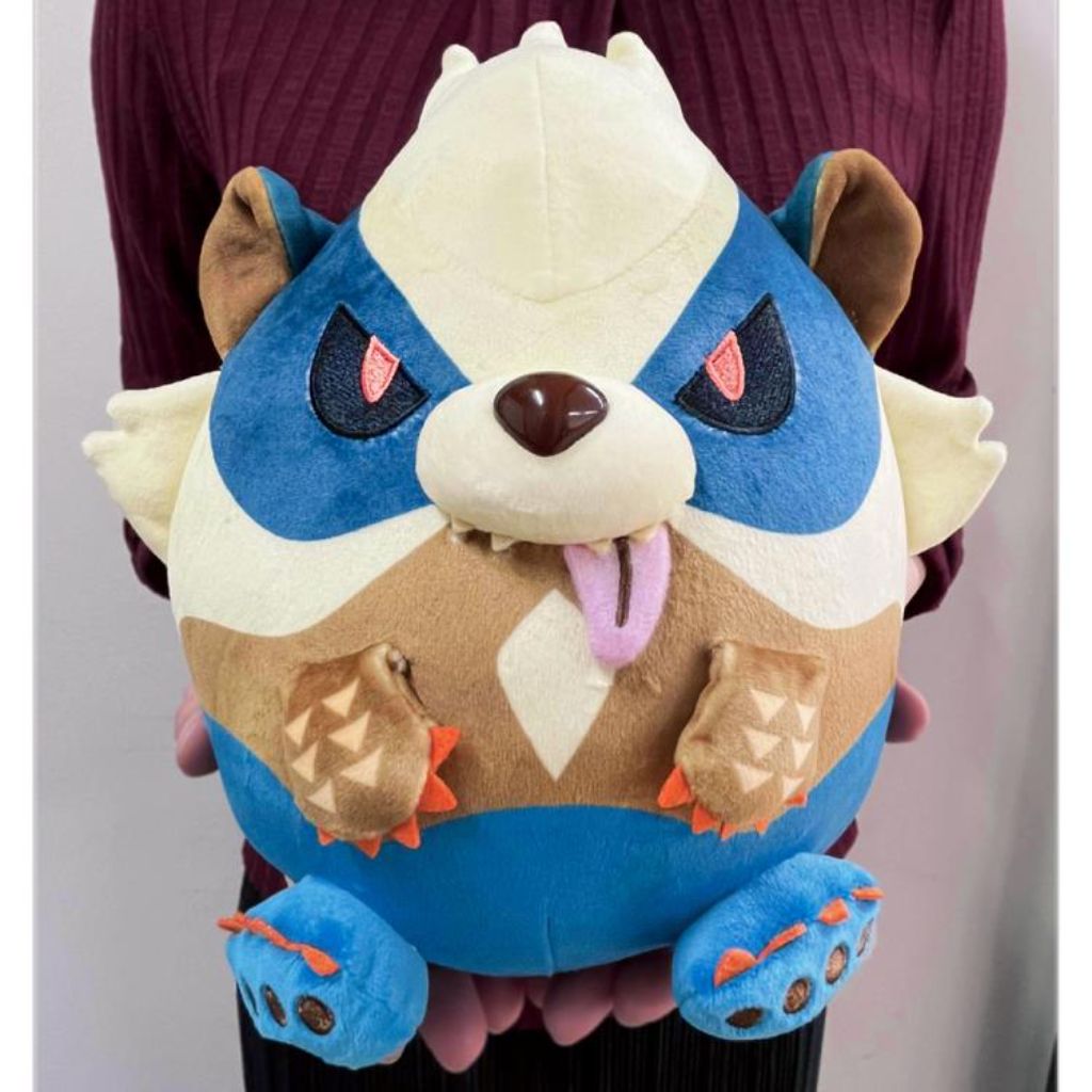 Monster Hunter Fluffy Eggshaped Plush - Arzuros