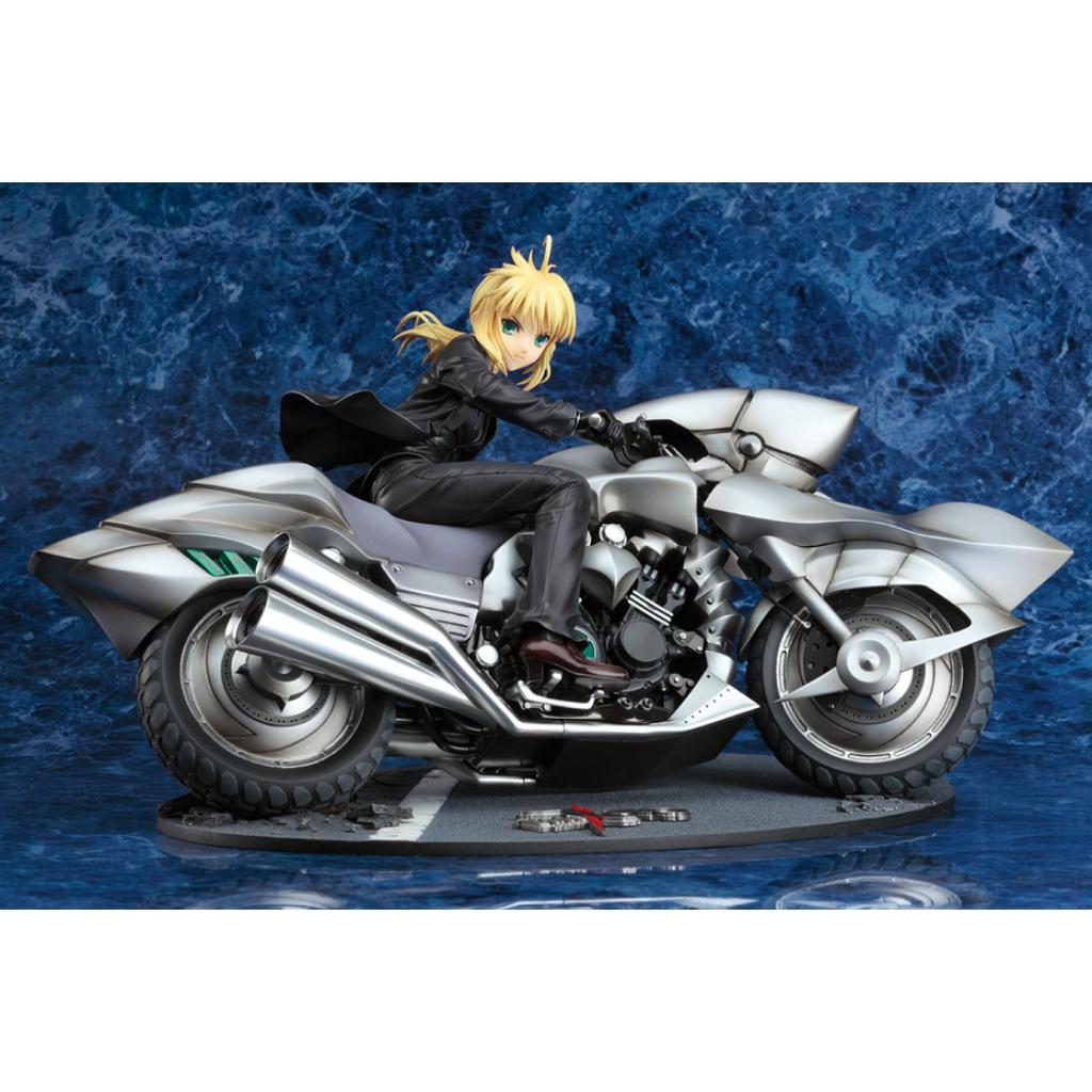 Fate/Zero - Saber & Saber Motored Cuirassier Figurine (3Rd Reissue)