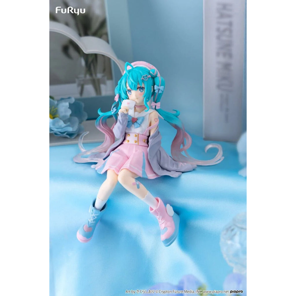 FuRyu Hatsune Miku Koi Suru Sailor Gray Ver. Noodle Stopper