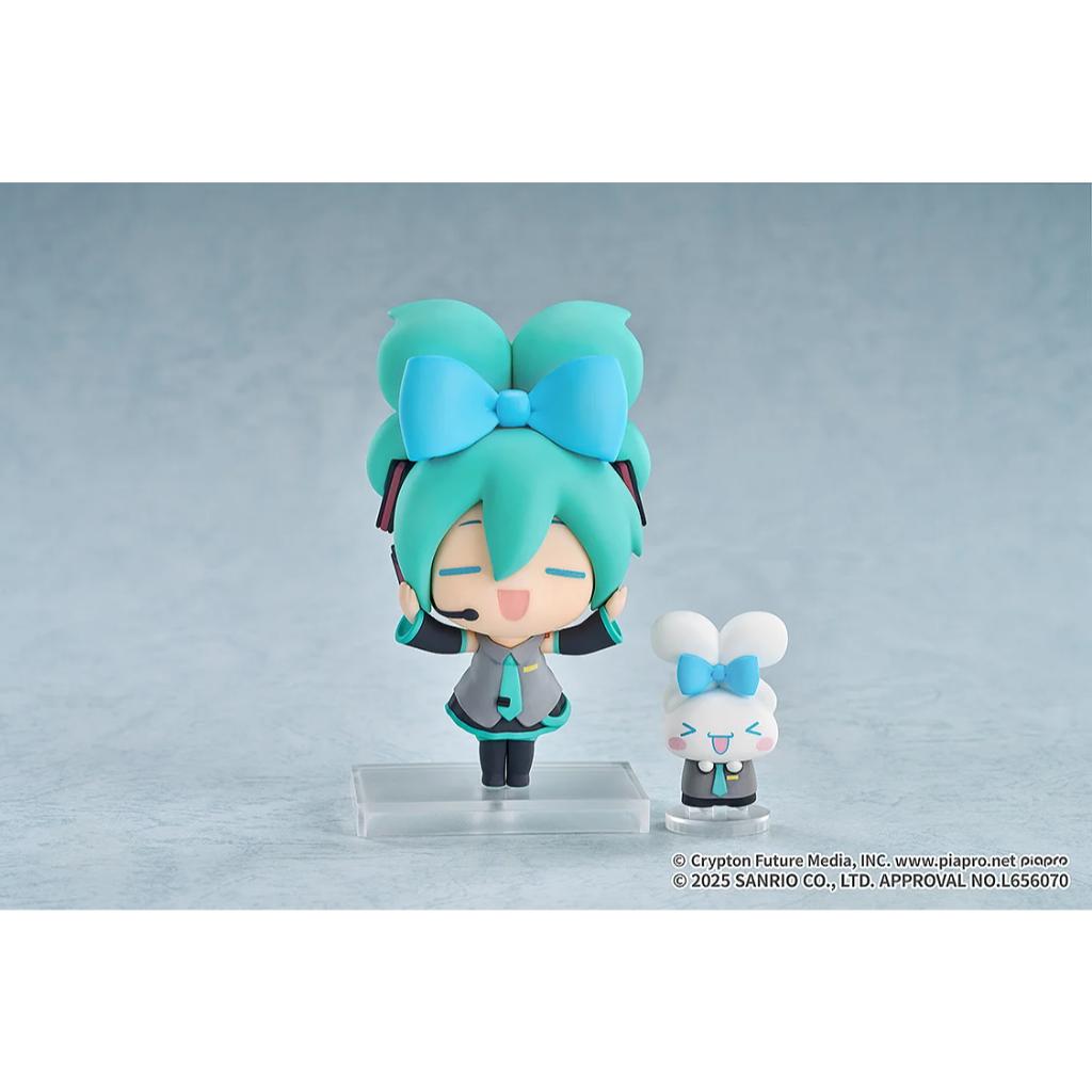Hatsune Miku X Cinnamoroll Chibi Figure